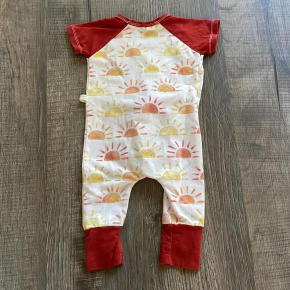 Handmade Sun Wrap Onesie - Picture 6 of 6